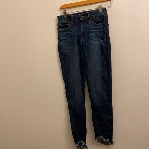 PAIGE BLUE JEANS SIZE 25